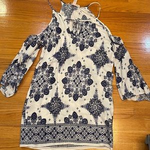 Forever21 Blue and White Abstract Print Open/Cold Shoulder Flowy Keyhole Dress